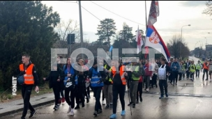 Studenti marširaju ka Beogradu